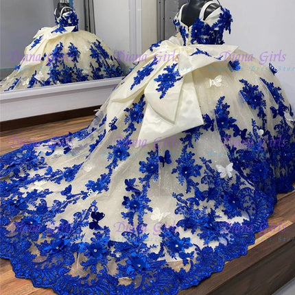 Girls’ fluffy tulle flower dress. - Vestido de tul esponjoso con flores para niña