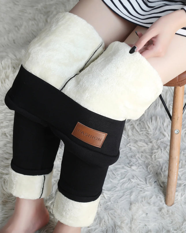 Warm stretchy thermal pantyhose -Pantimedias térmicas gruesas y elásticas