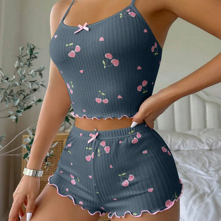 Youthful two-piece floral print pajama set