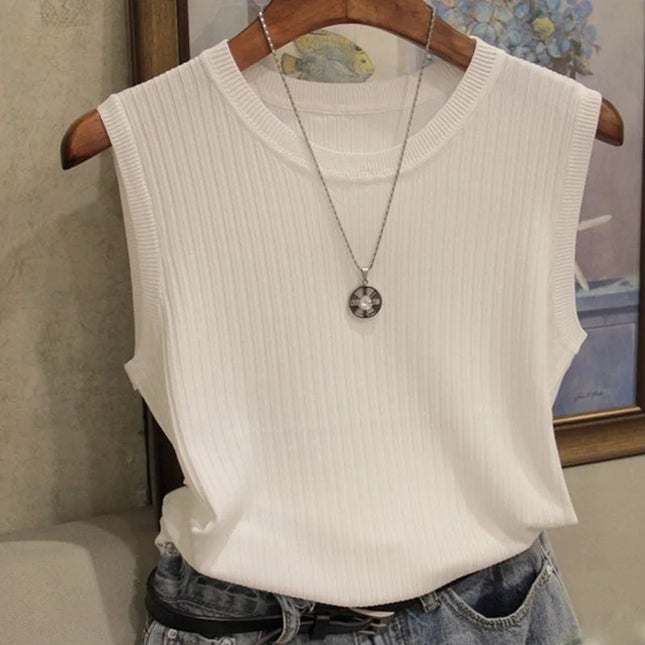 Blouse - Sleeveless, Round Neck