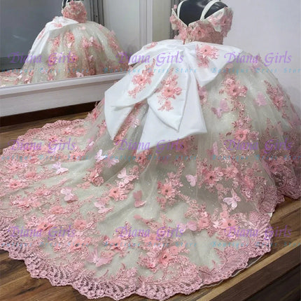 Girls’ fluffy tulle flower dress. - Vestido de tul esponjoso con flores para niña