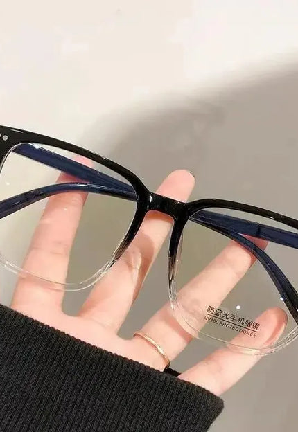 Tendencias que Deslumbran - Gafas  de sol 2025