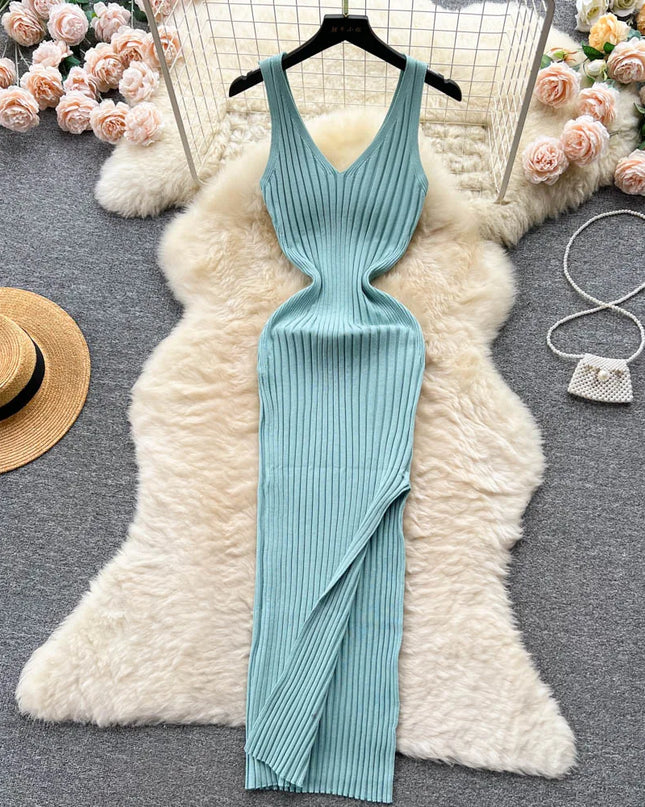 V-Neck Dress – Elastic Comfort and Style