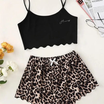 Women’s comfy pajama set – leopard print shorts