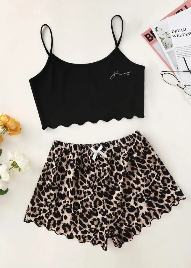 Women’s comfy pajama set – leopard print shorts